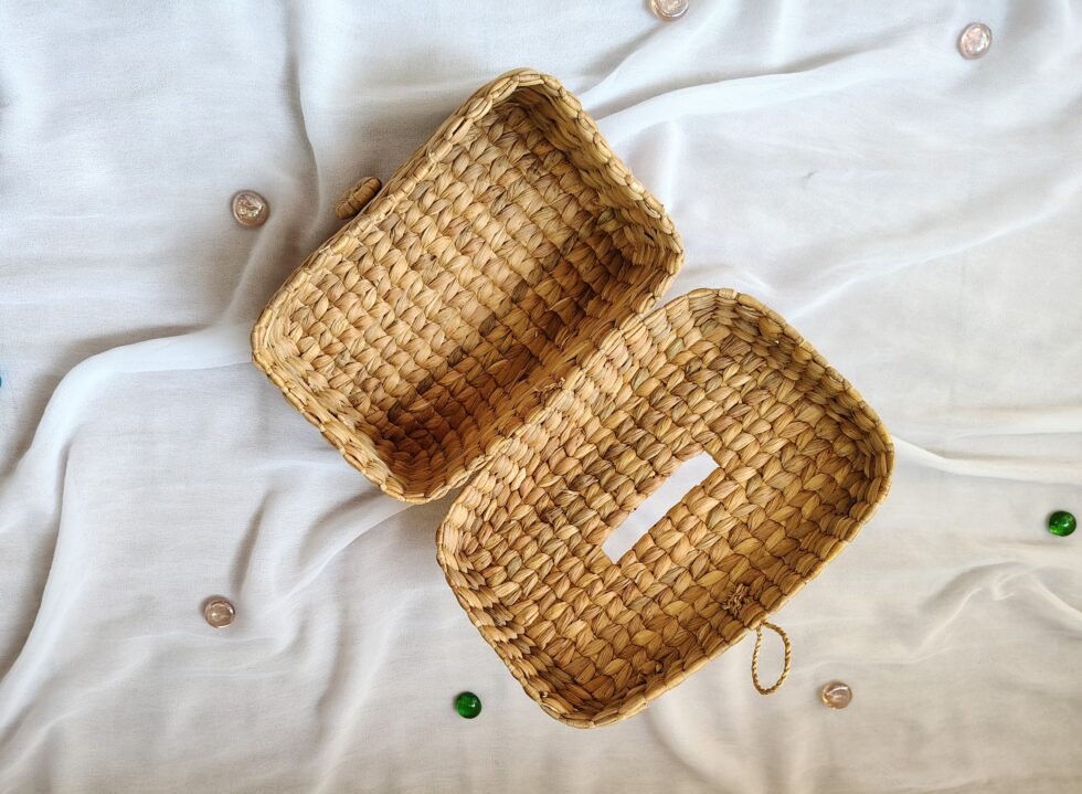 Tissue Holder - Image 2